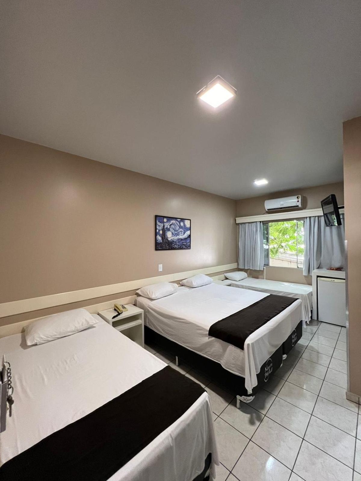 Nayru Hotel 托莱多 外观 照片