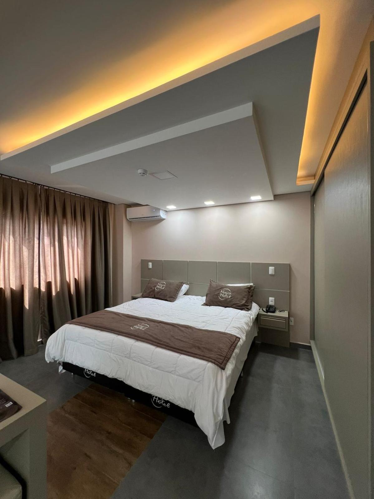 Nayru Hotel 托莱多 外观 照片
